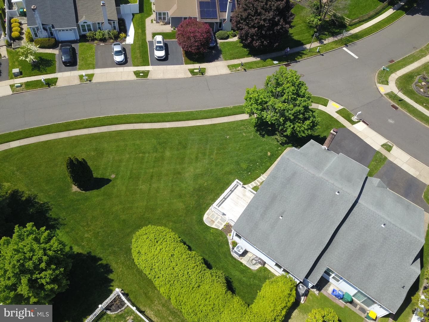 172 Meadowview Court photo 3