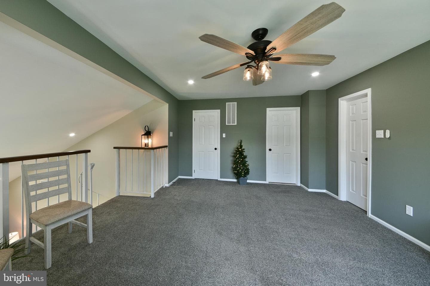 172 Meadowview Court photo 35