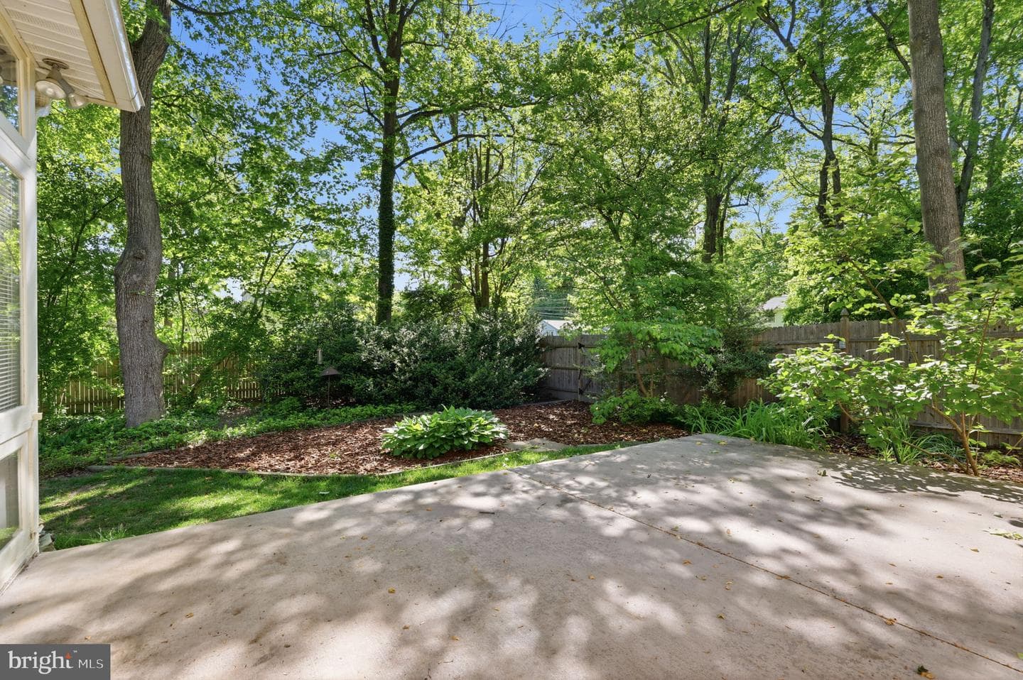 207 W Ferry Road photo 39