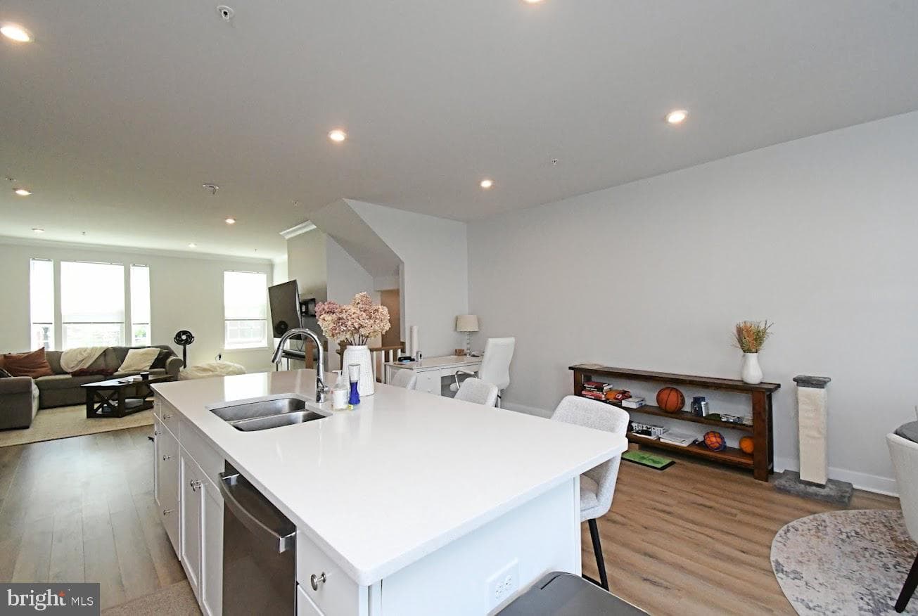 158 Bishop Way photo 10