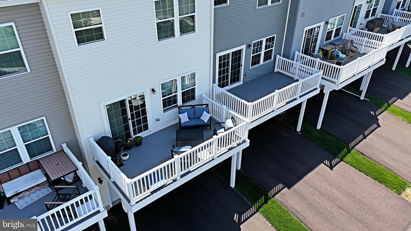 158 Bishop Way photo 33