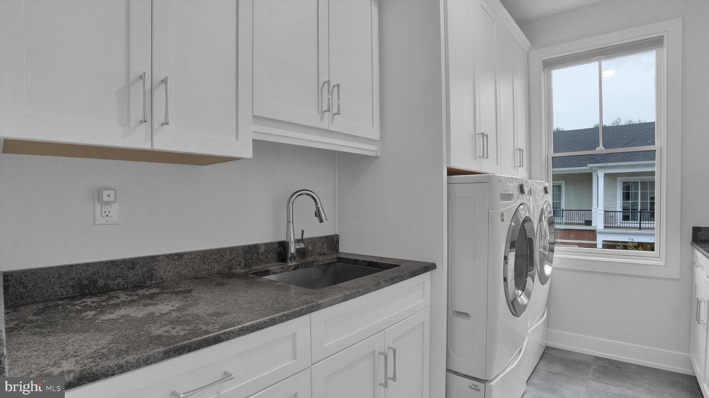 171 N Main Street #unit 2 photo 27