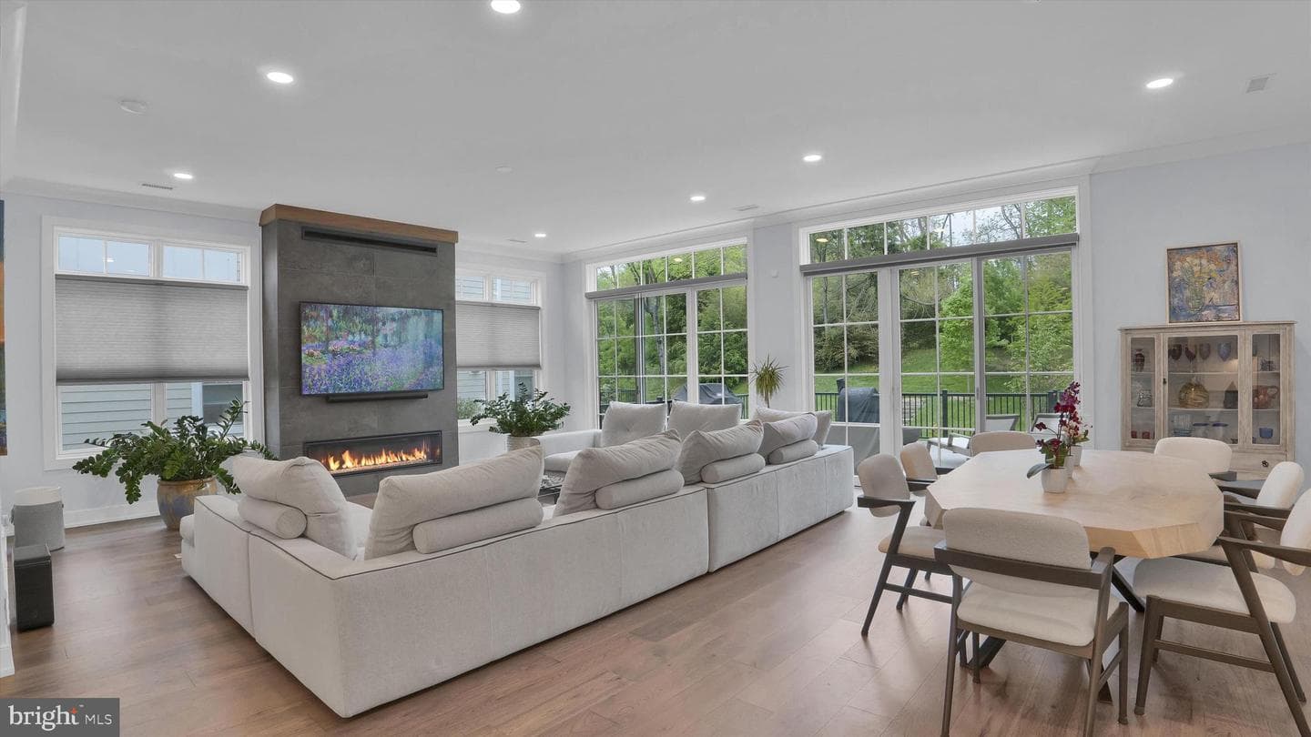 171 N Main Street #unit 2 photo 7