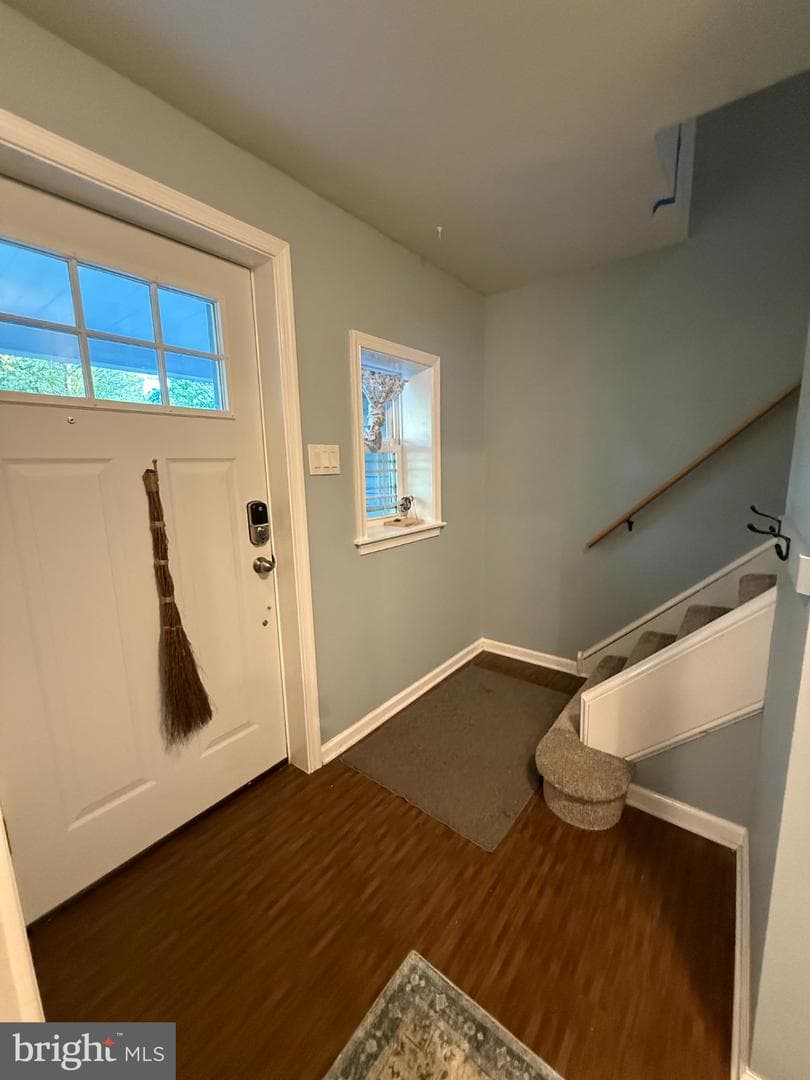 304 W Highland Avenue photo 8