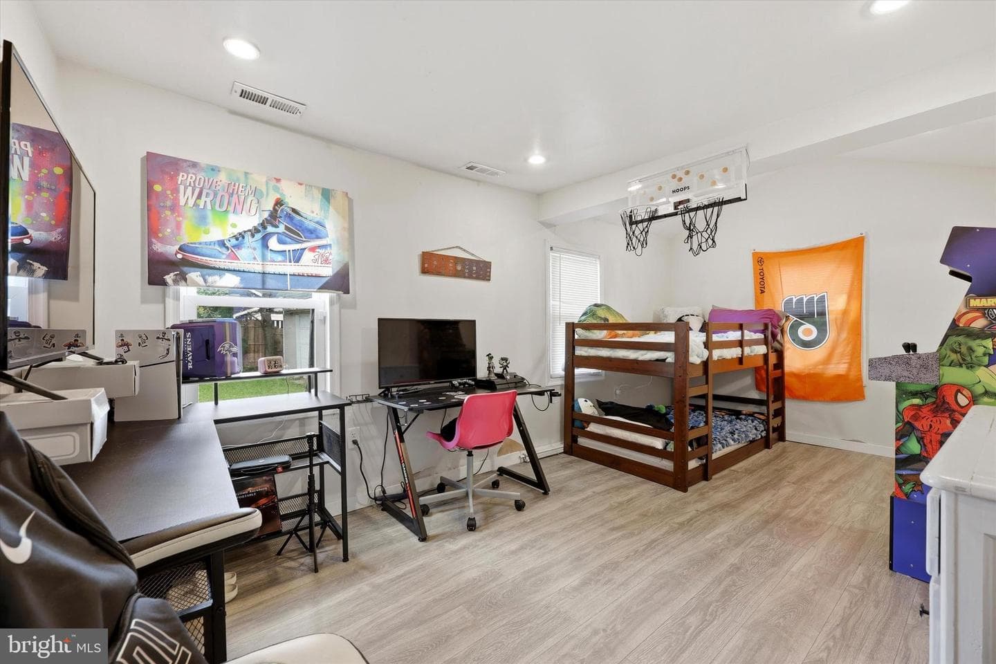 925 Excelsior Avenue photo 11