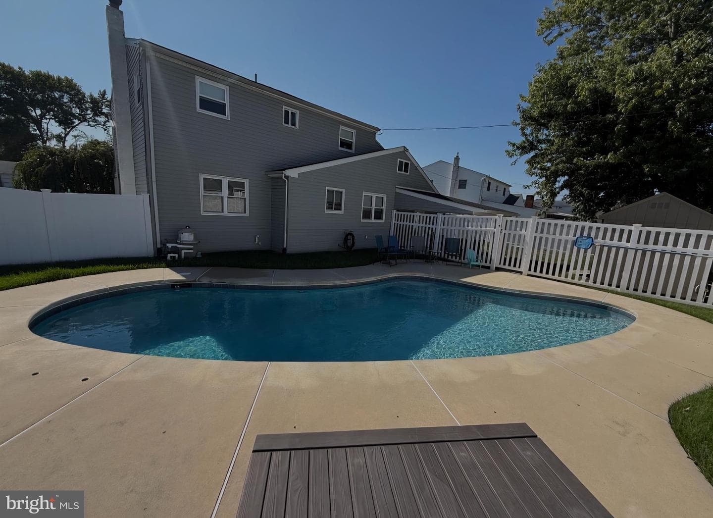 513 Valmore Road photo 22