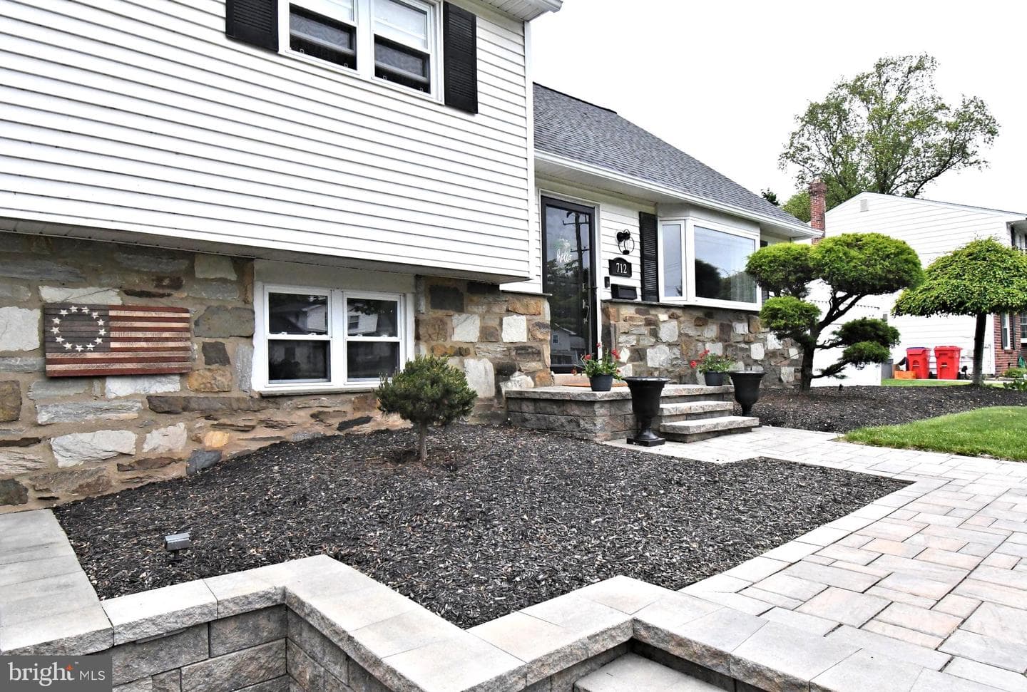 712 Ivyland Road photo 3