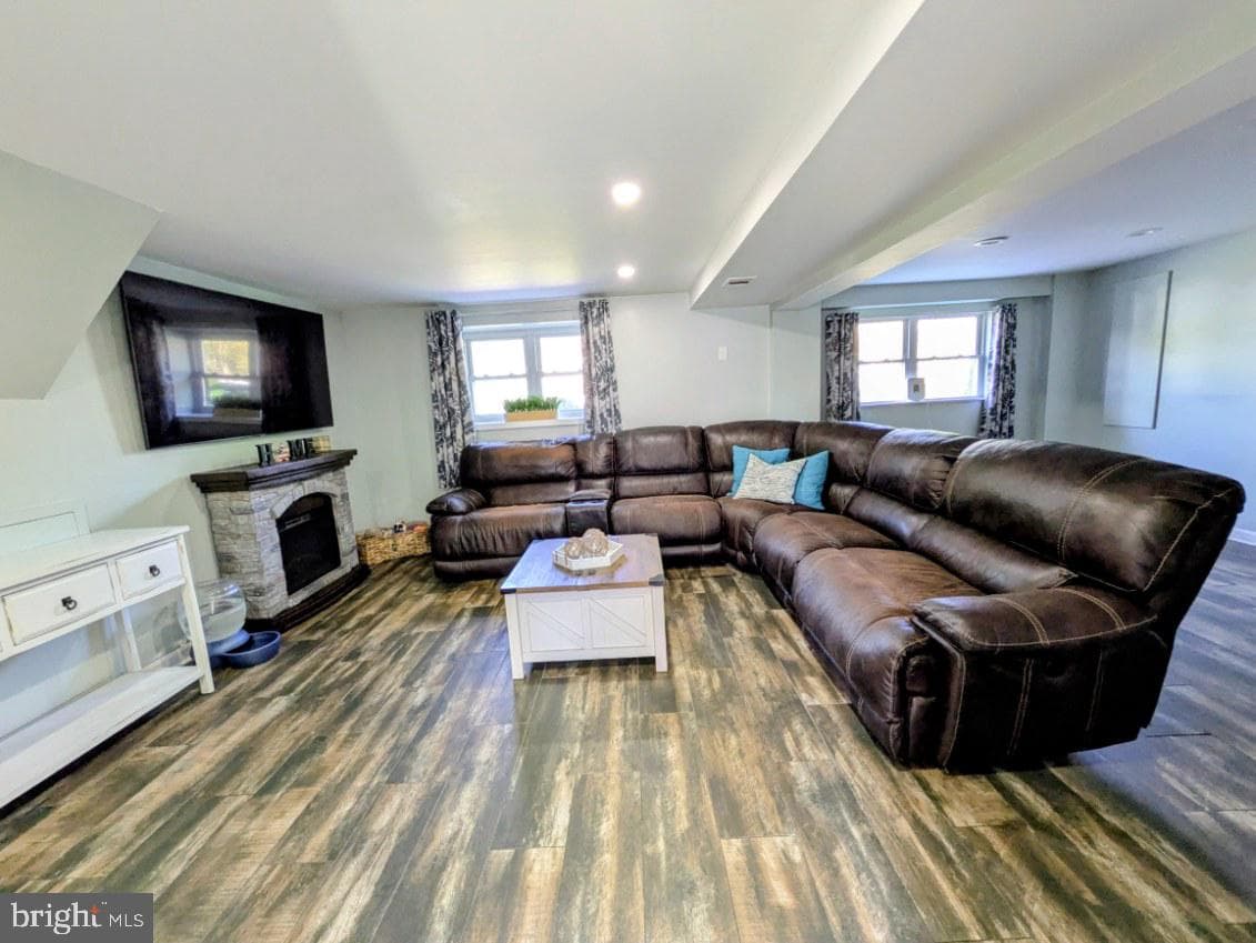 712 Ivyland Road photo 30