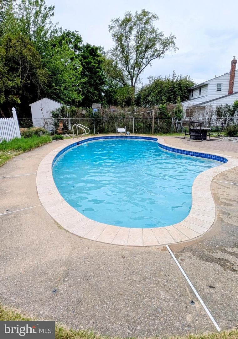 712 Ivyland Road photo 48