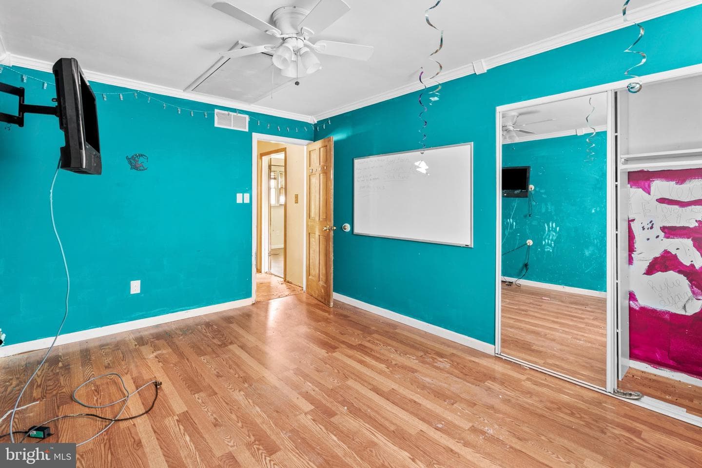 6998 Headley Court photo 14