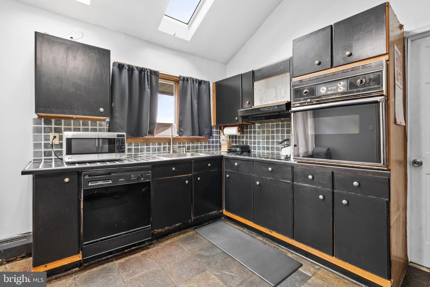 82 Forsythia Drive E #E photo 12