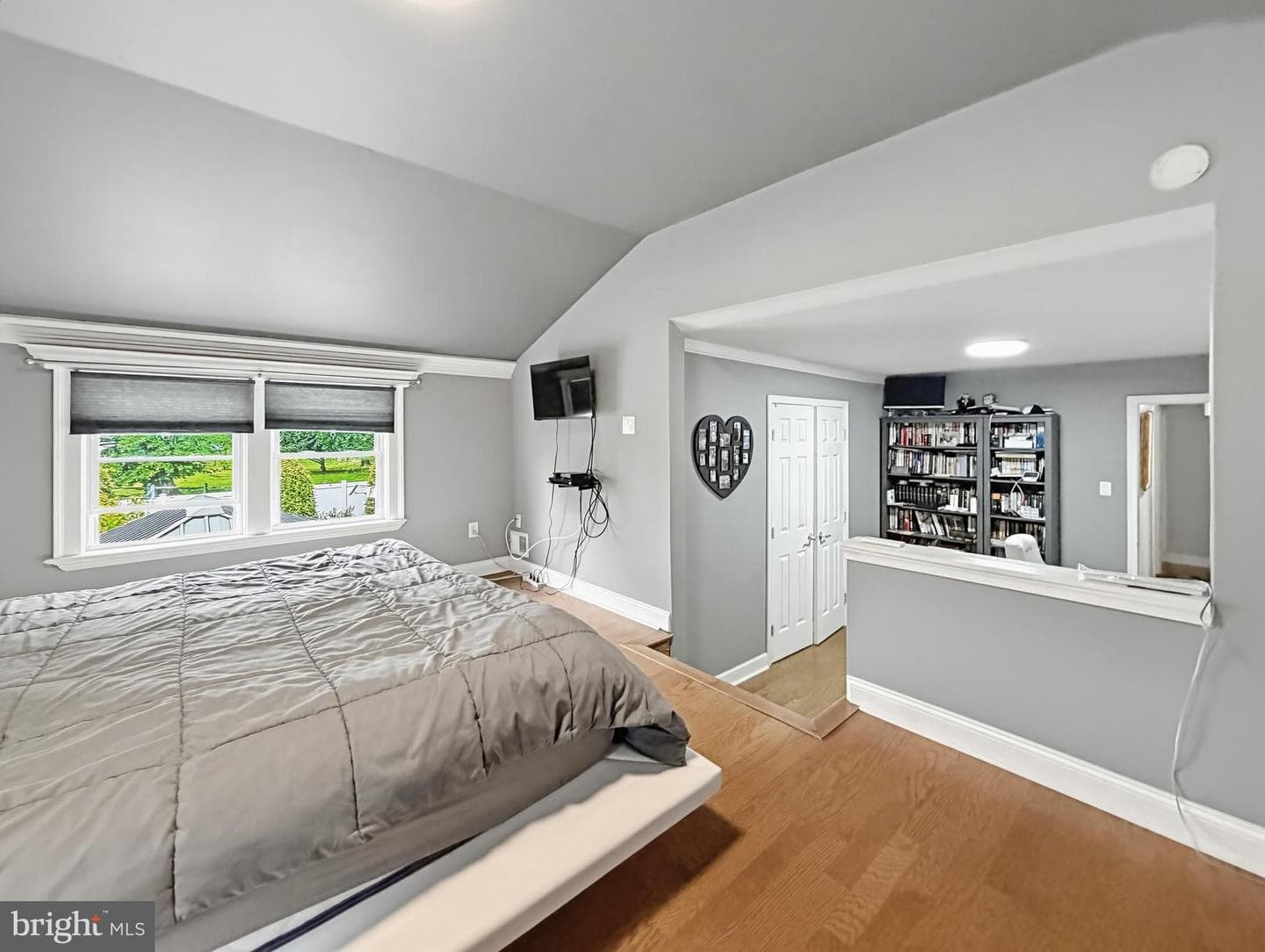 254 Allen Lane photo 44