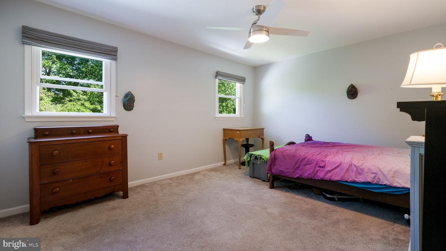 1270 Oxford Valley Road photo 29
