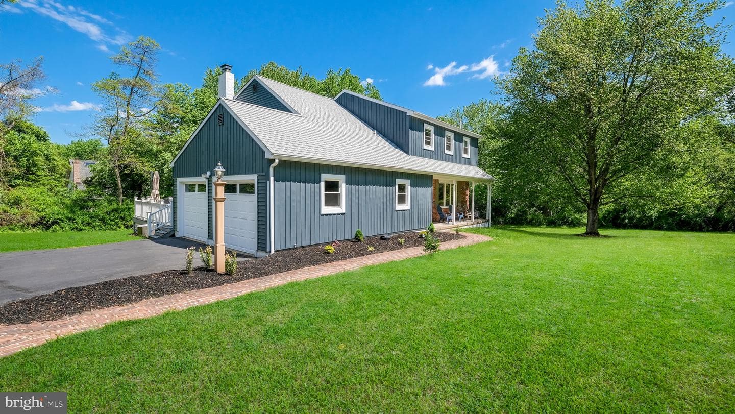 1270 Oxford Valley Road photo 38