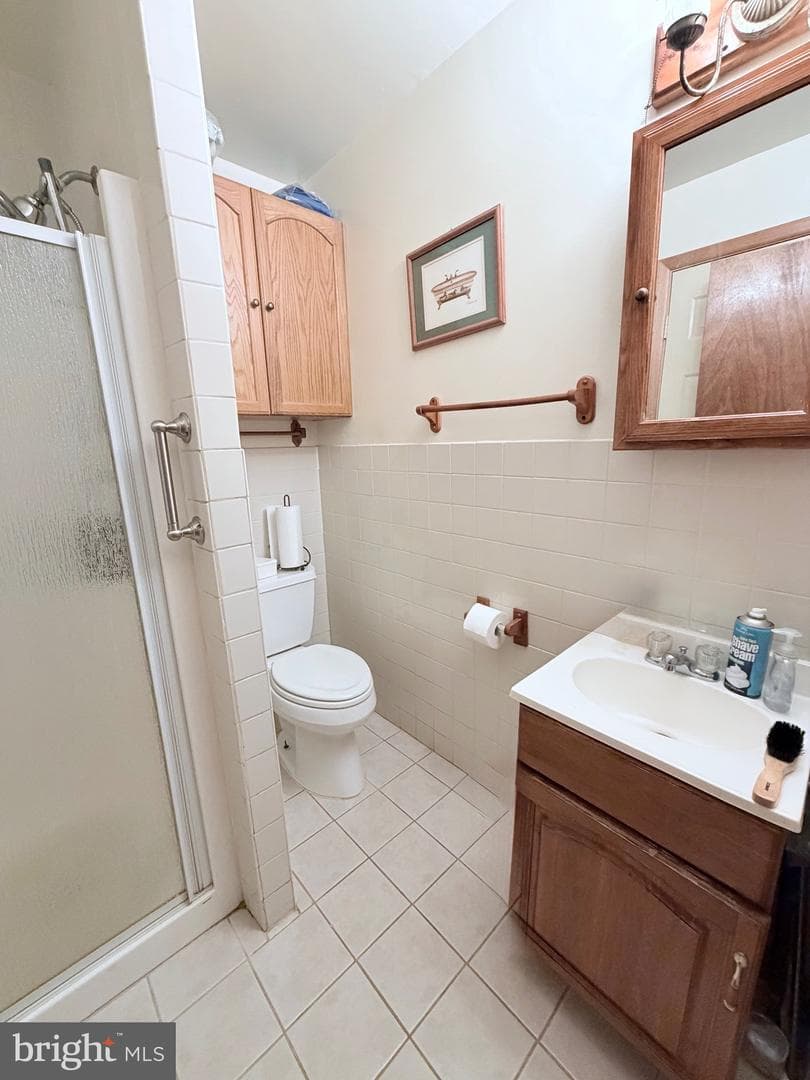 3301 Reading Avenue photo 6