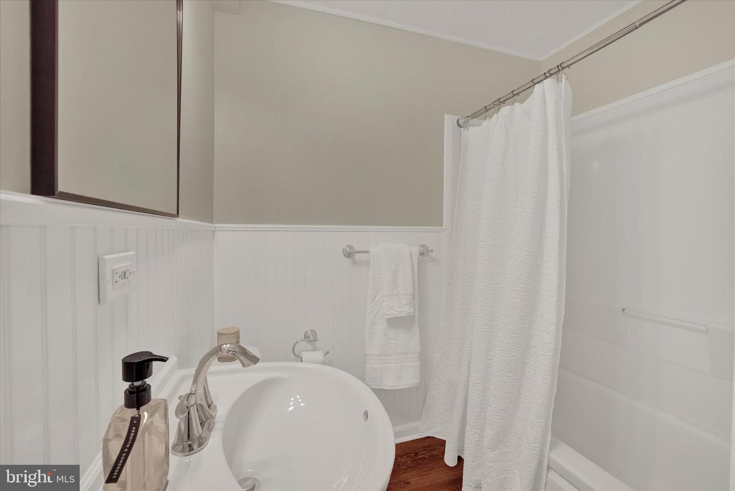 130 Winding Way photo 27