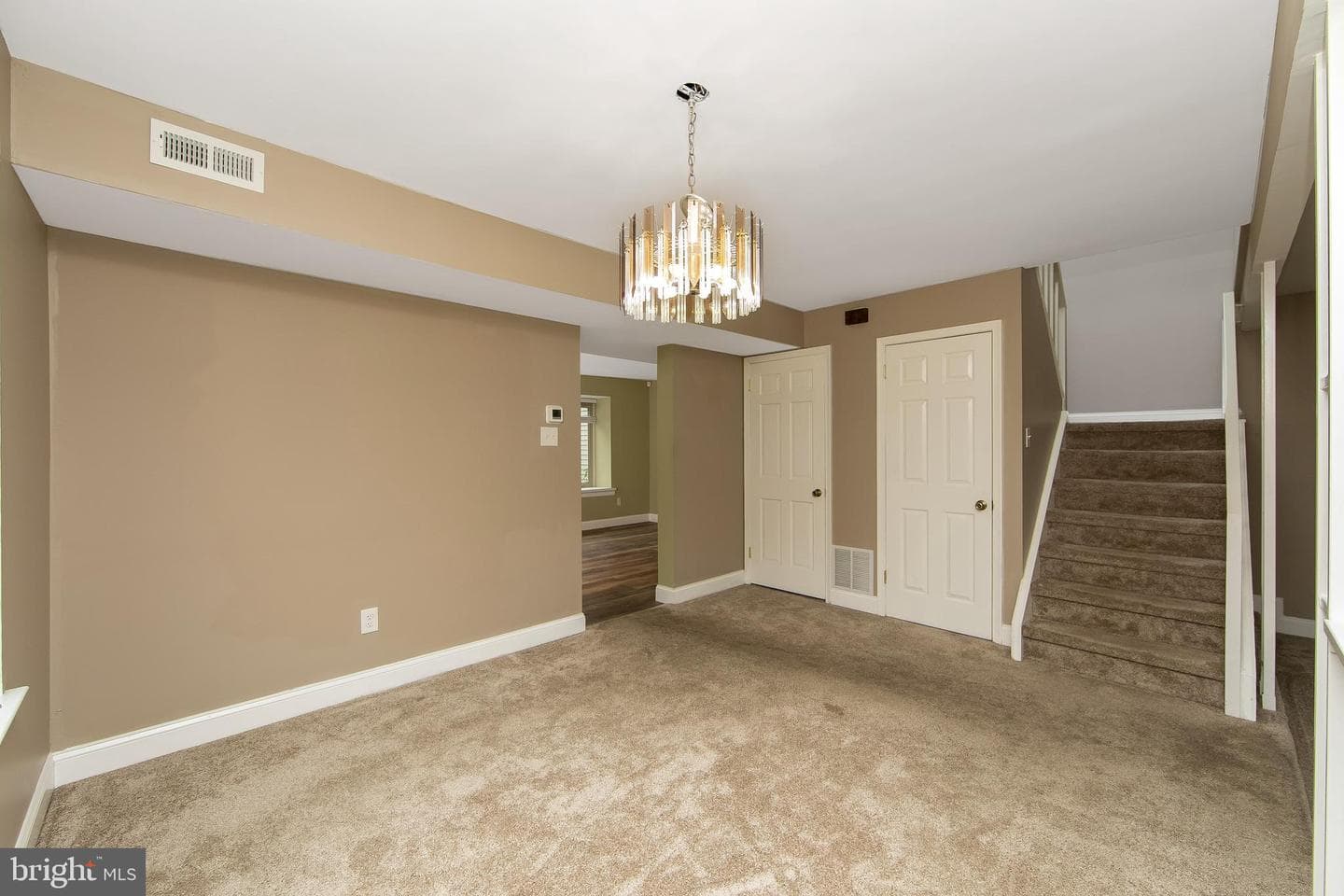 1109 Sheffield Court photo 10