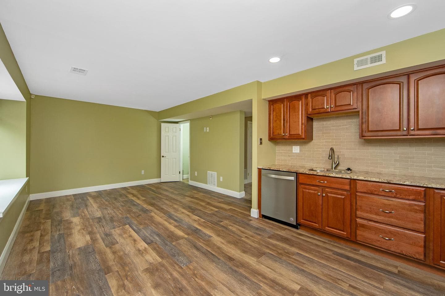 1109 Sheffield Court photo 15
