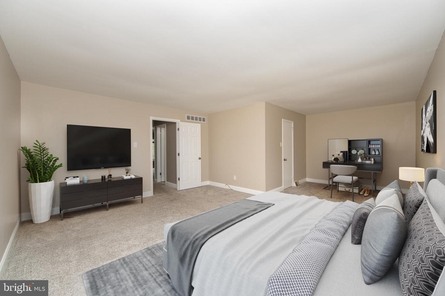 1109 Sheffield Court photo 23