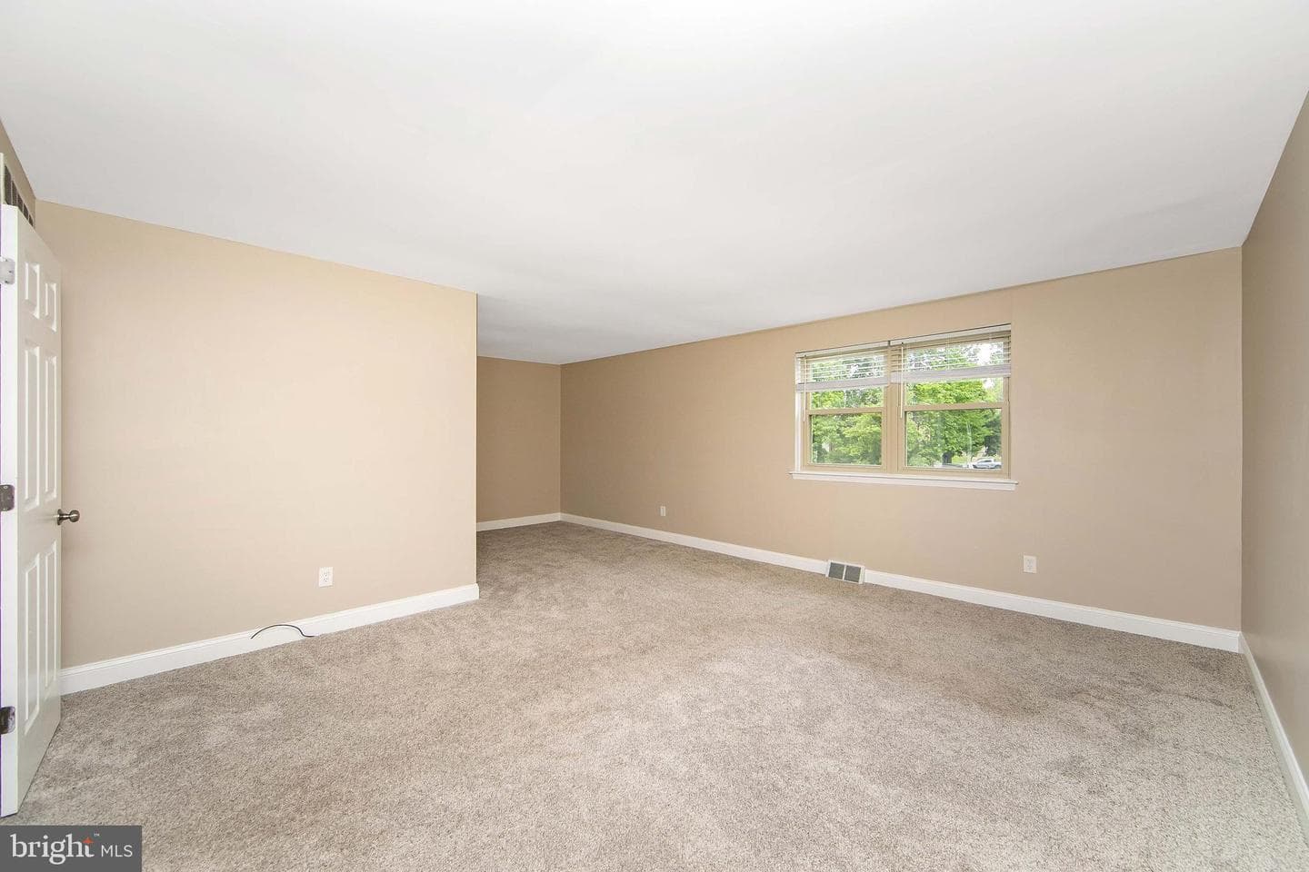 1109 Sheffield Court photo 25