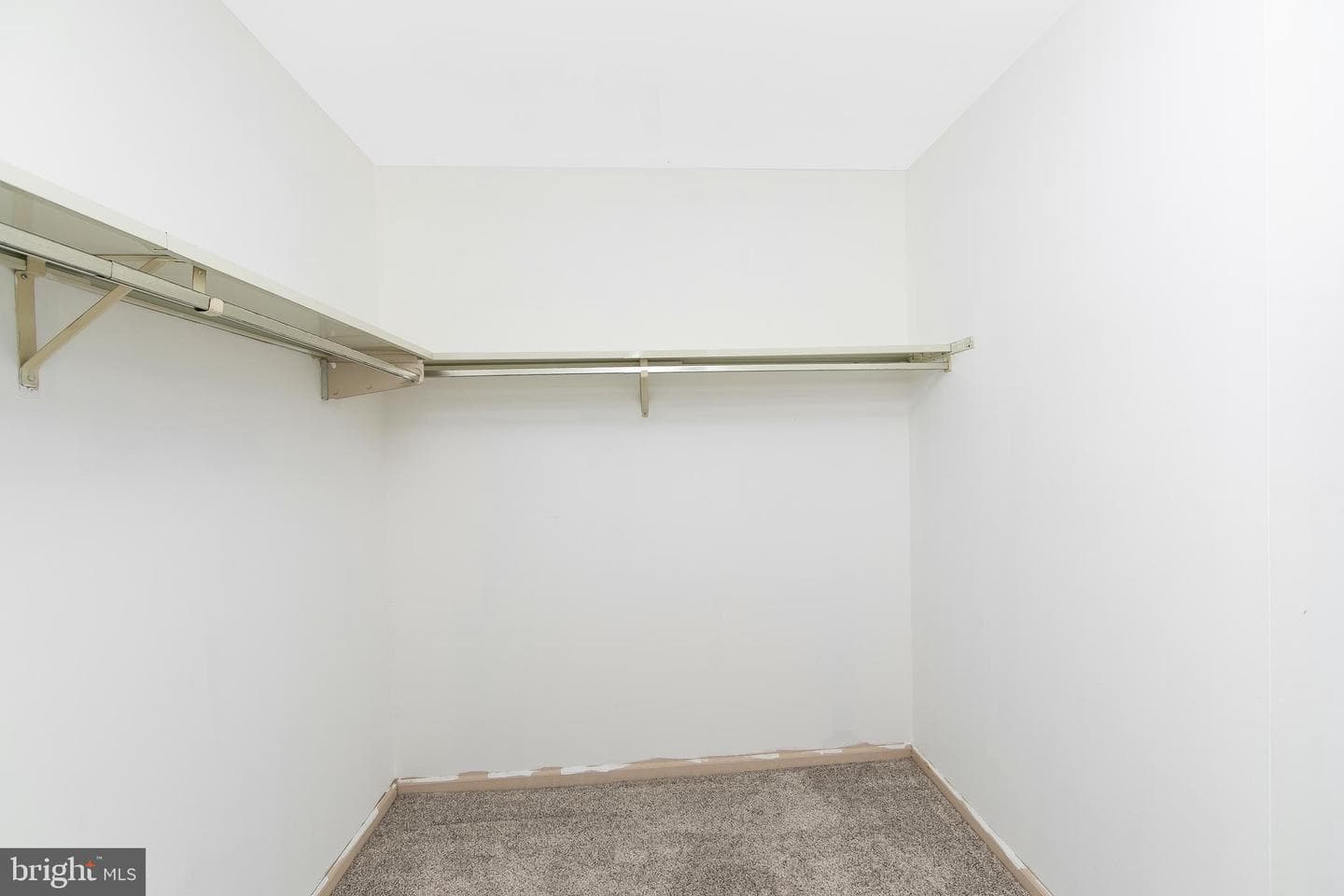 1109 Sheffield Court photo 28