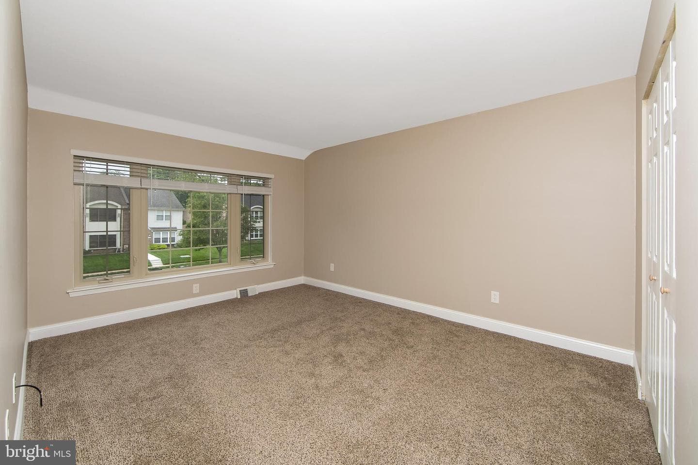 1109 Sheffield Court photo 29