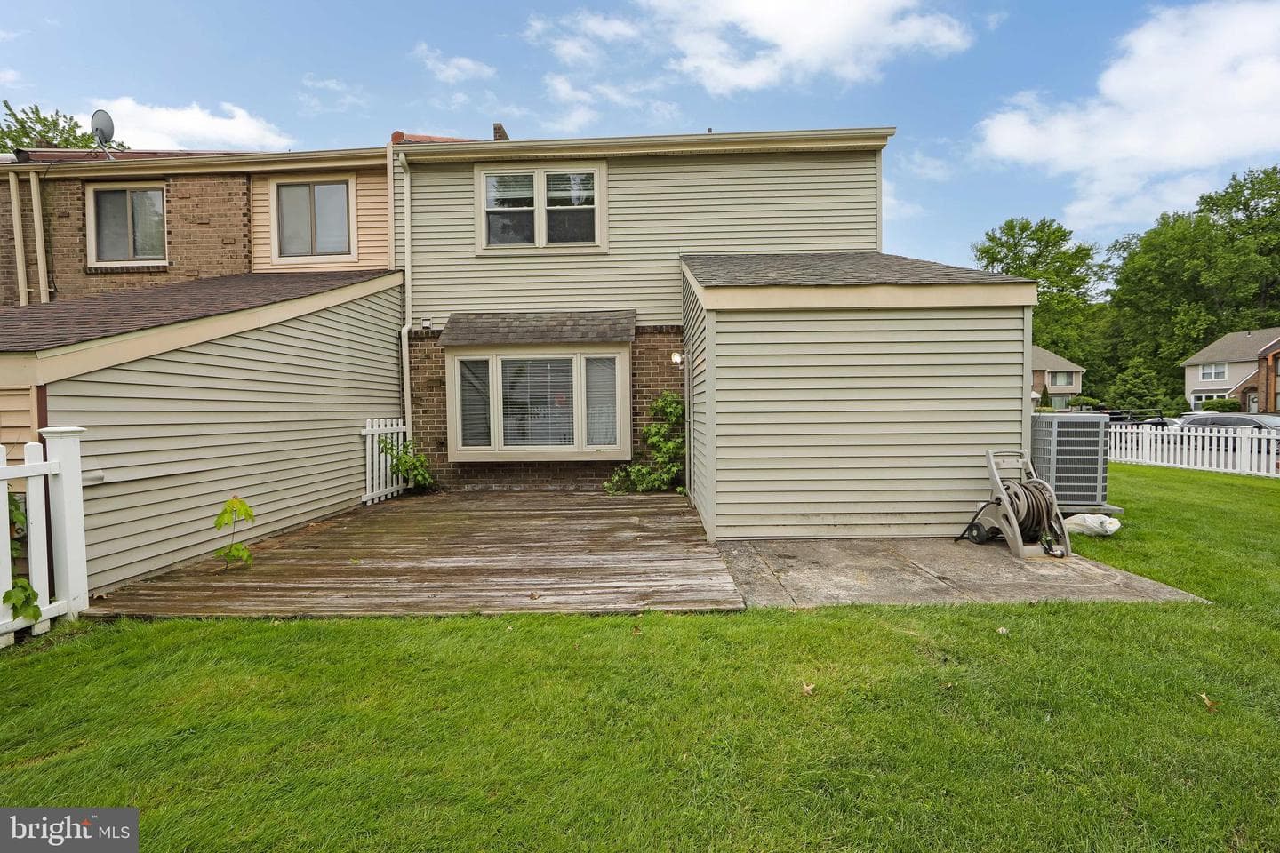 1109 Sheffield Court photo 41