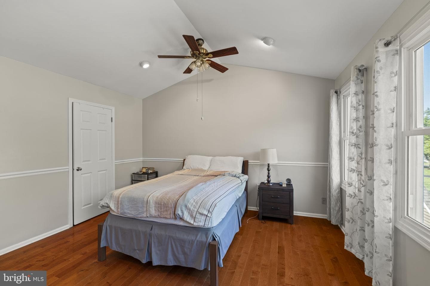 1563 Applewood Circle photo 29