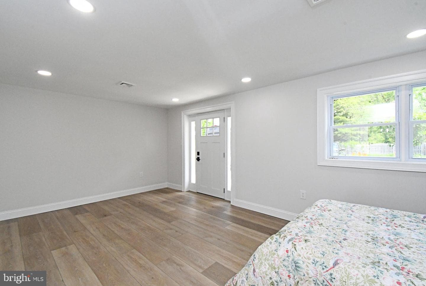 1554 Park Drive photo 21