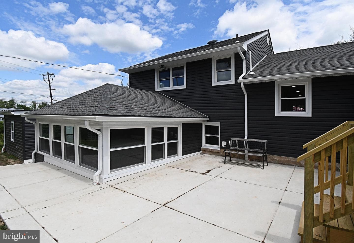 1554 Park Drive photo 40