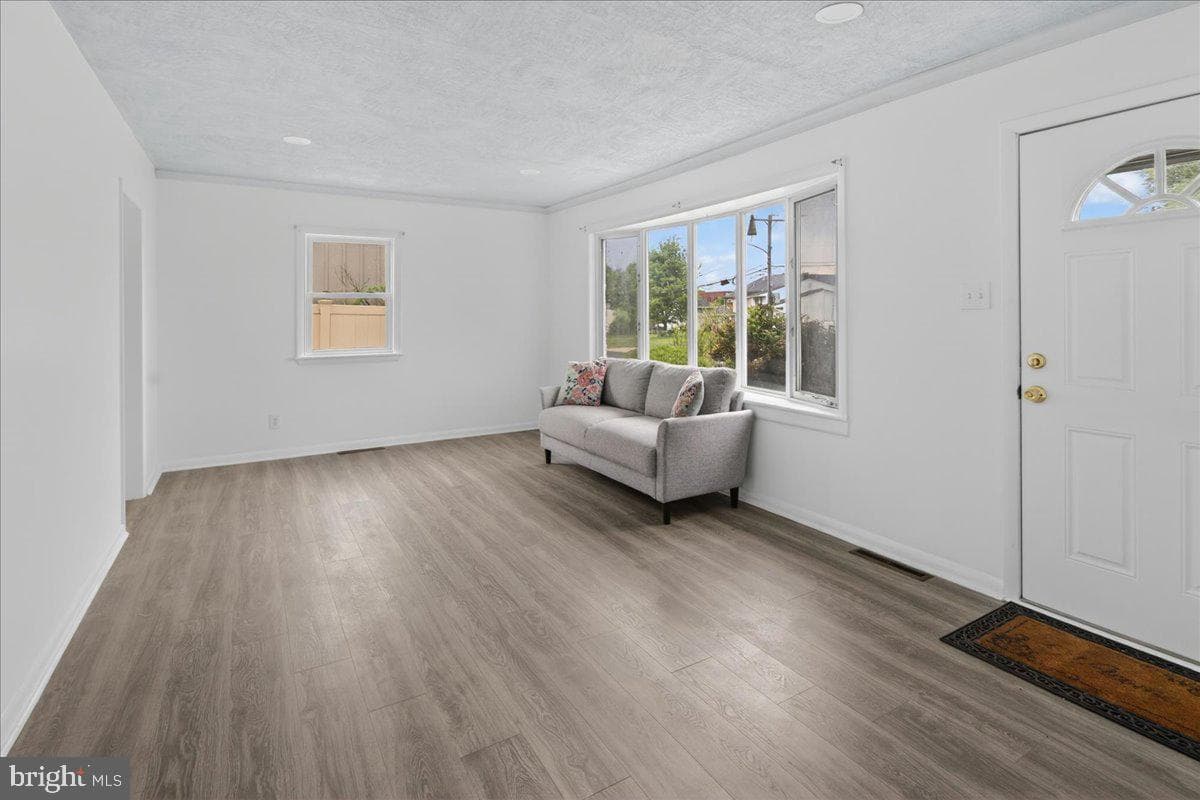 2928 Windsor Drive photo 19