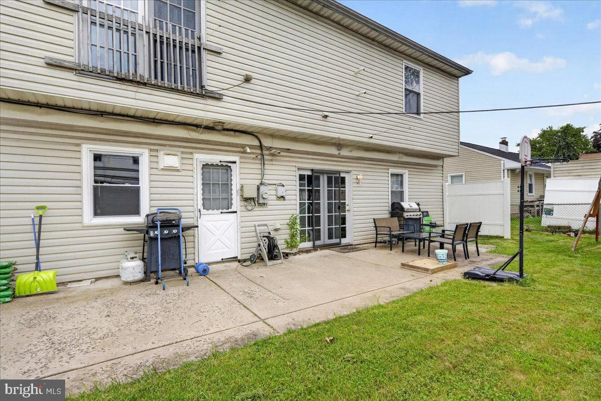 2928 Windsor Drive photo 25