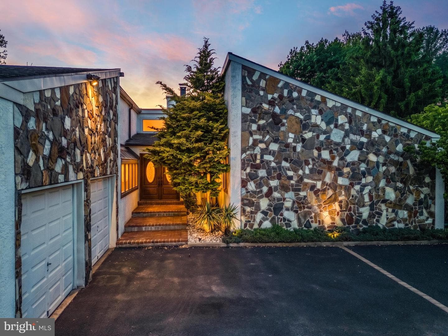 93 Meer Drive photo 2