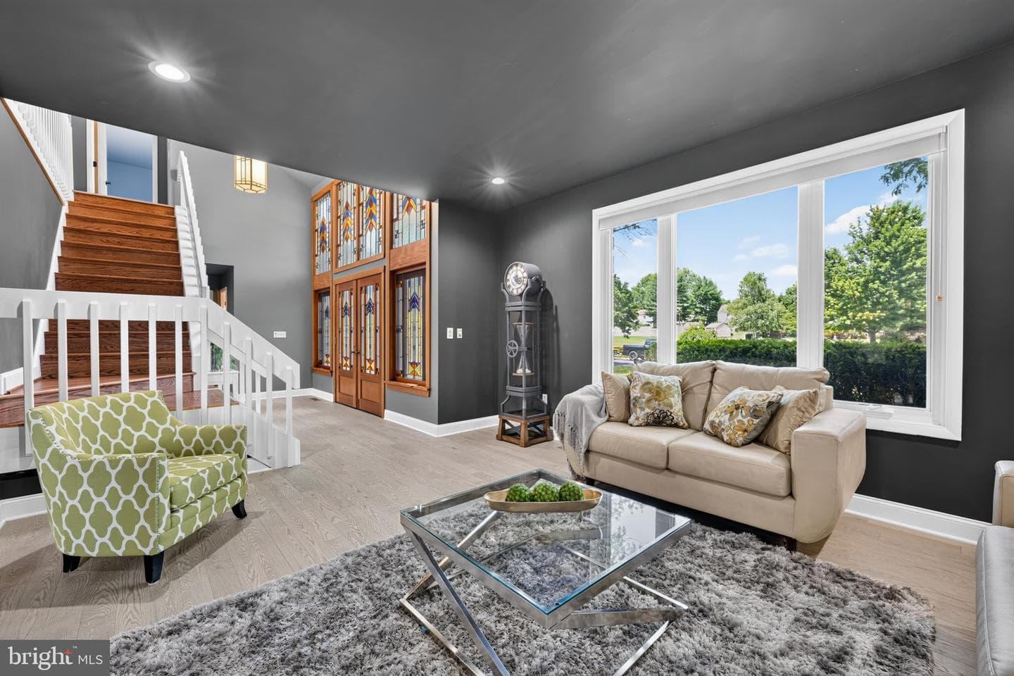 112 Whitney Lane photo 4