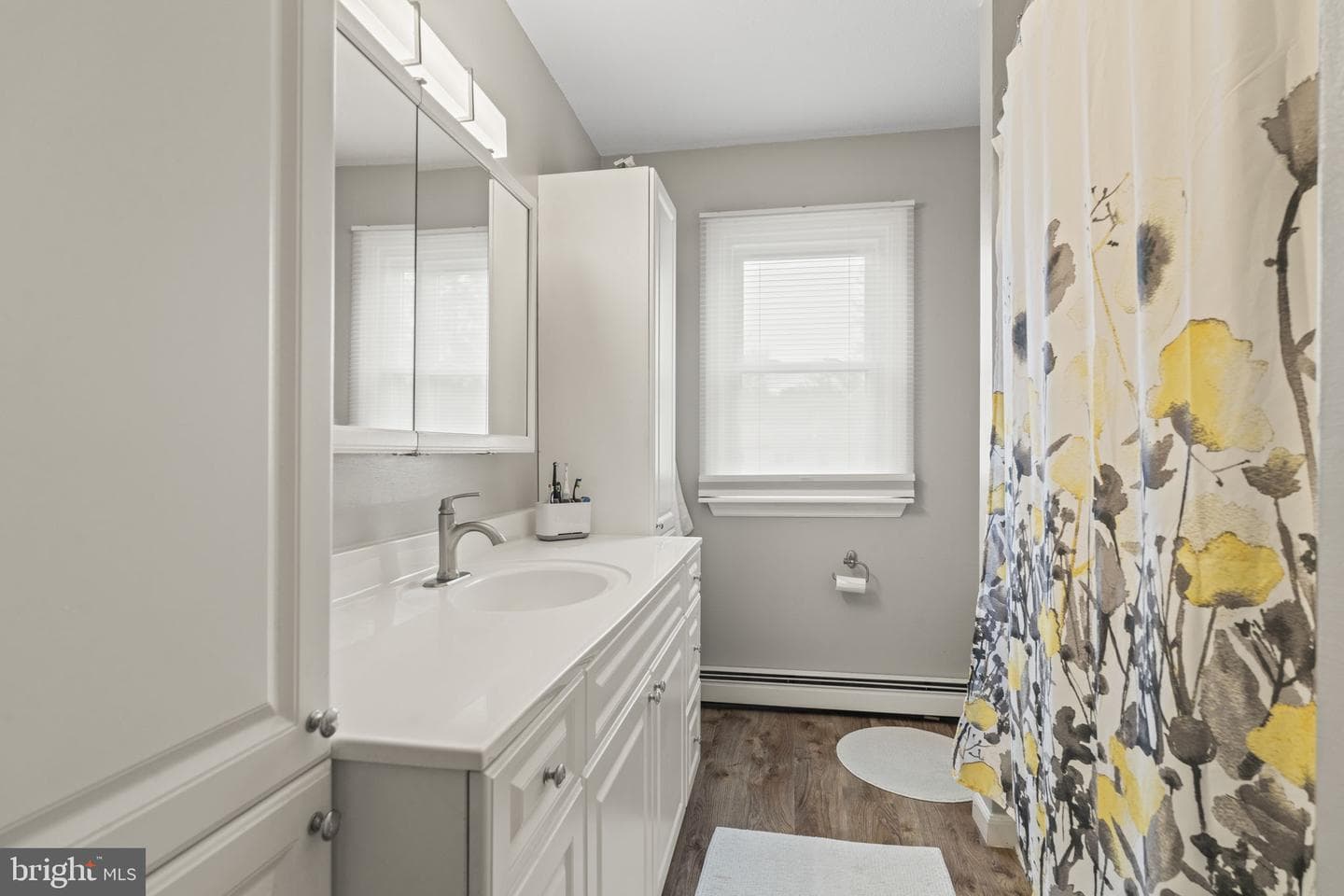 1064 Lincoln photo 15