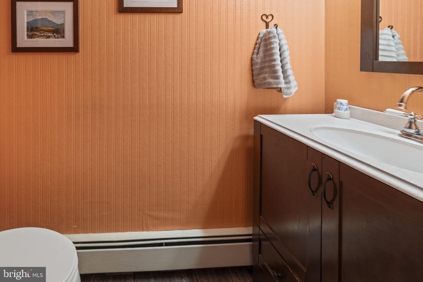 1064 Lincoln photo 32