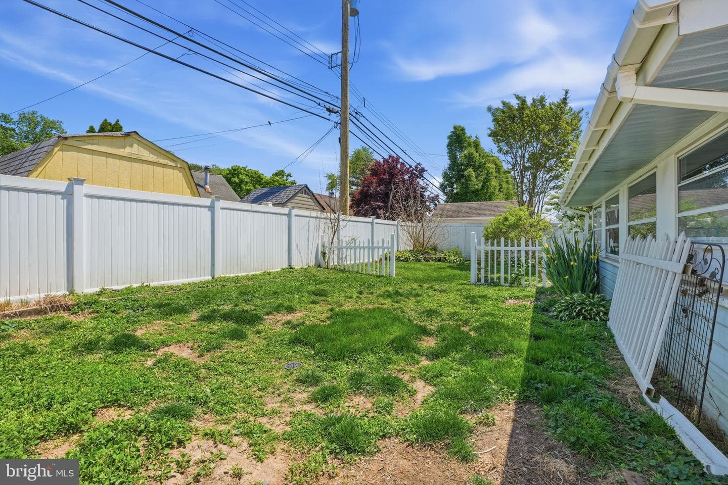 14 Hemlock Road photo 24