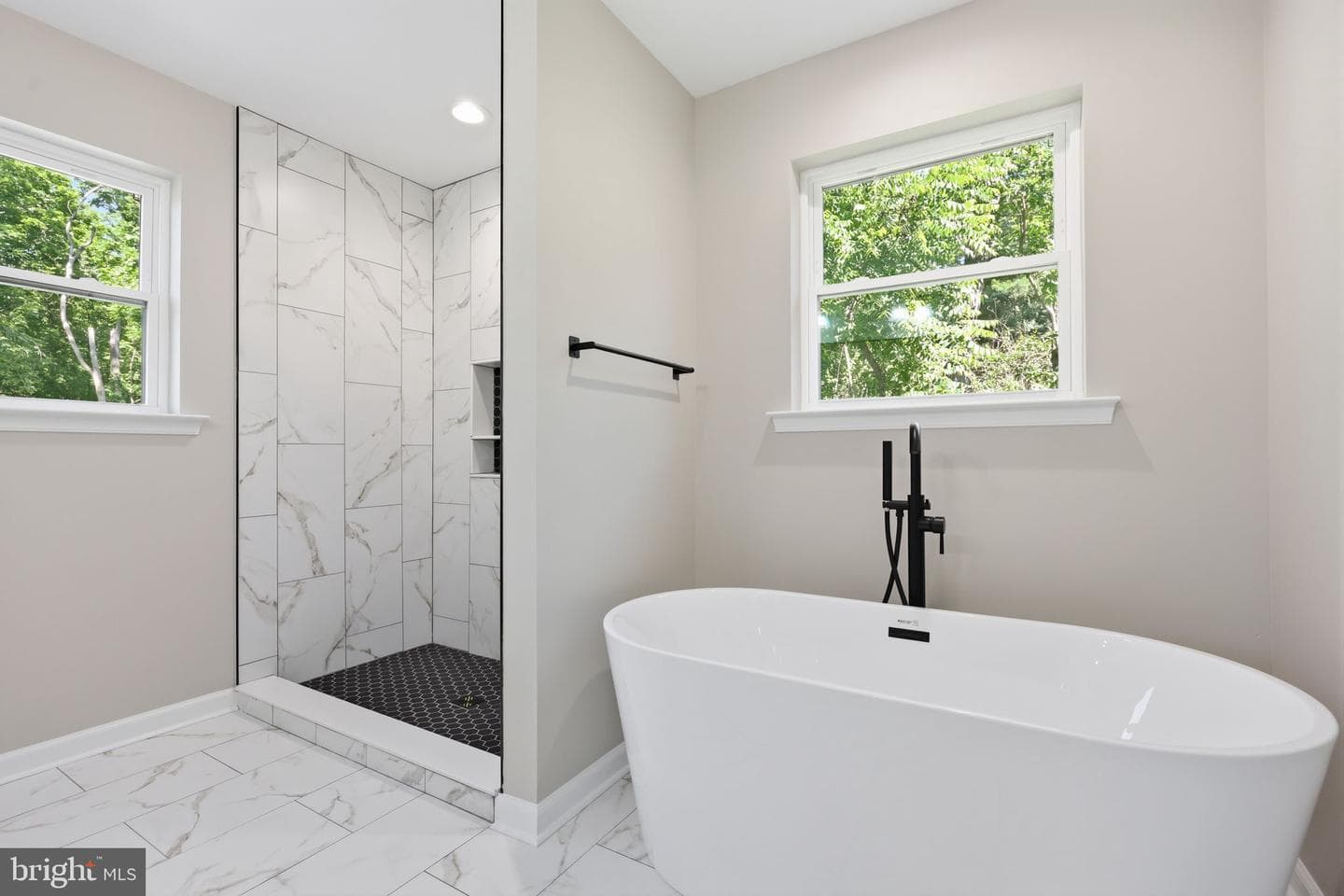 891 Reading Avenue photo 40