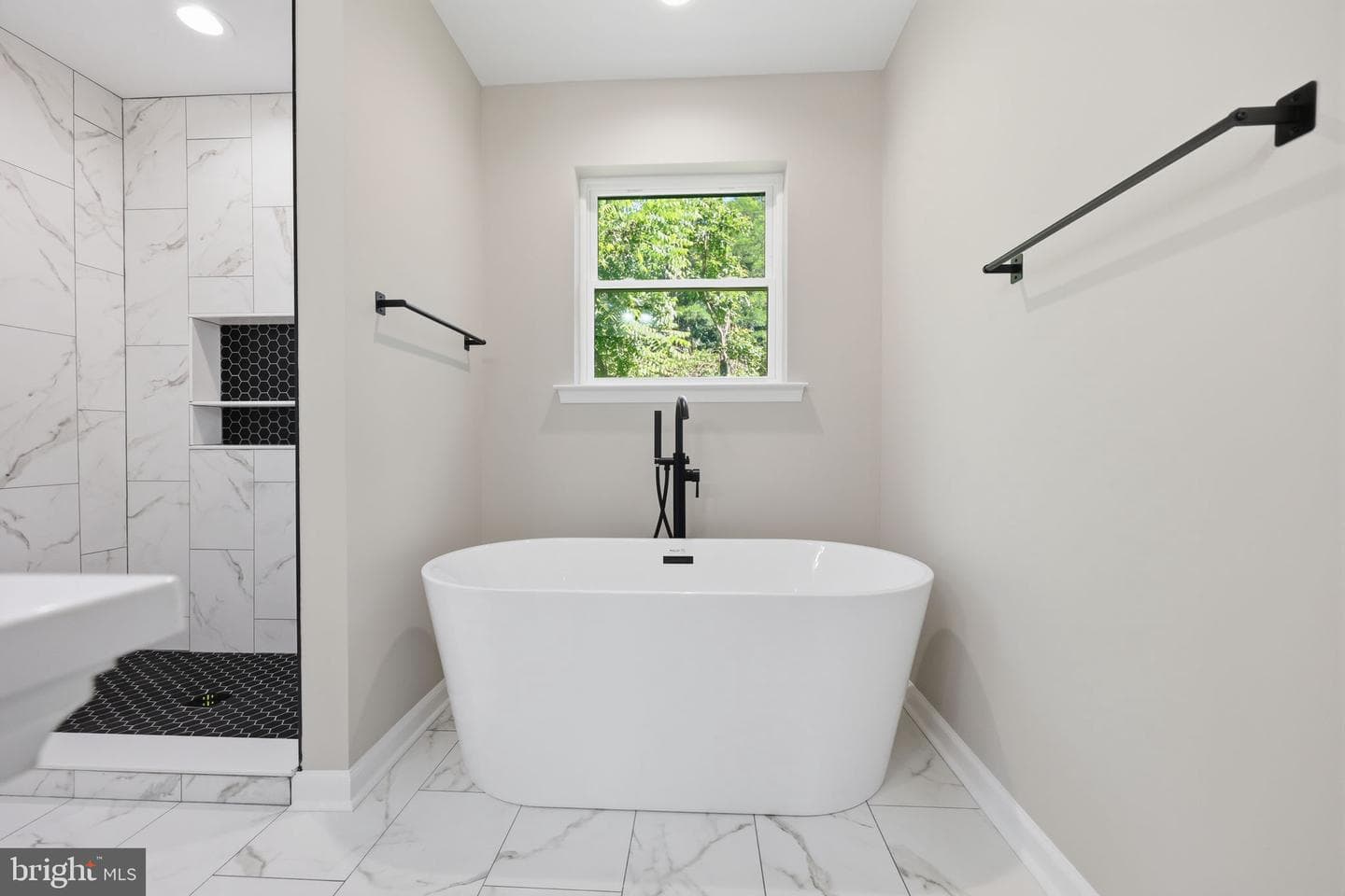 891 Reading Avenue photo 41