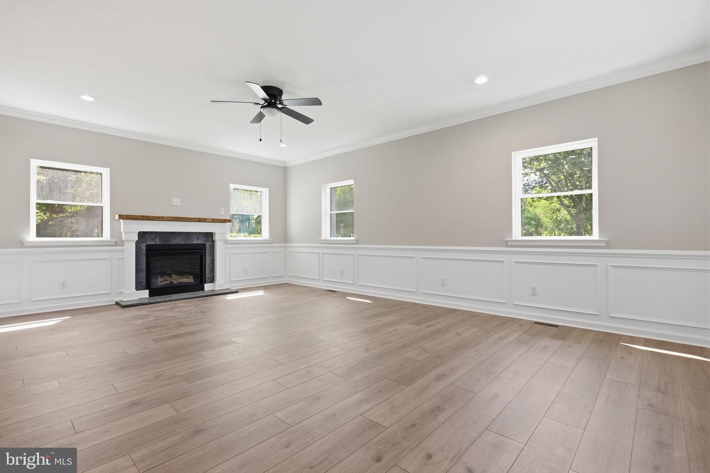 891 Reading Avenue photo 6