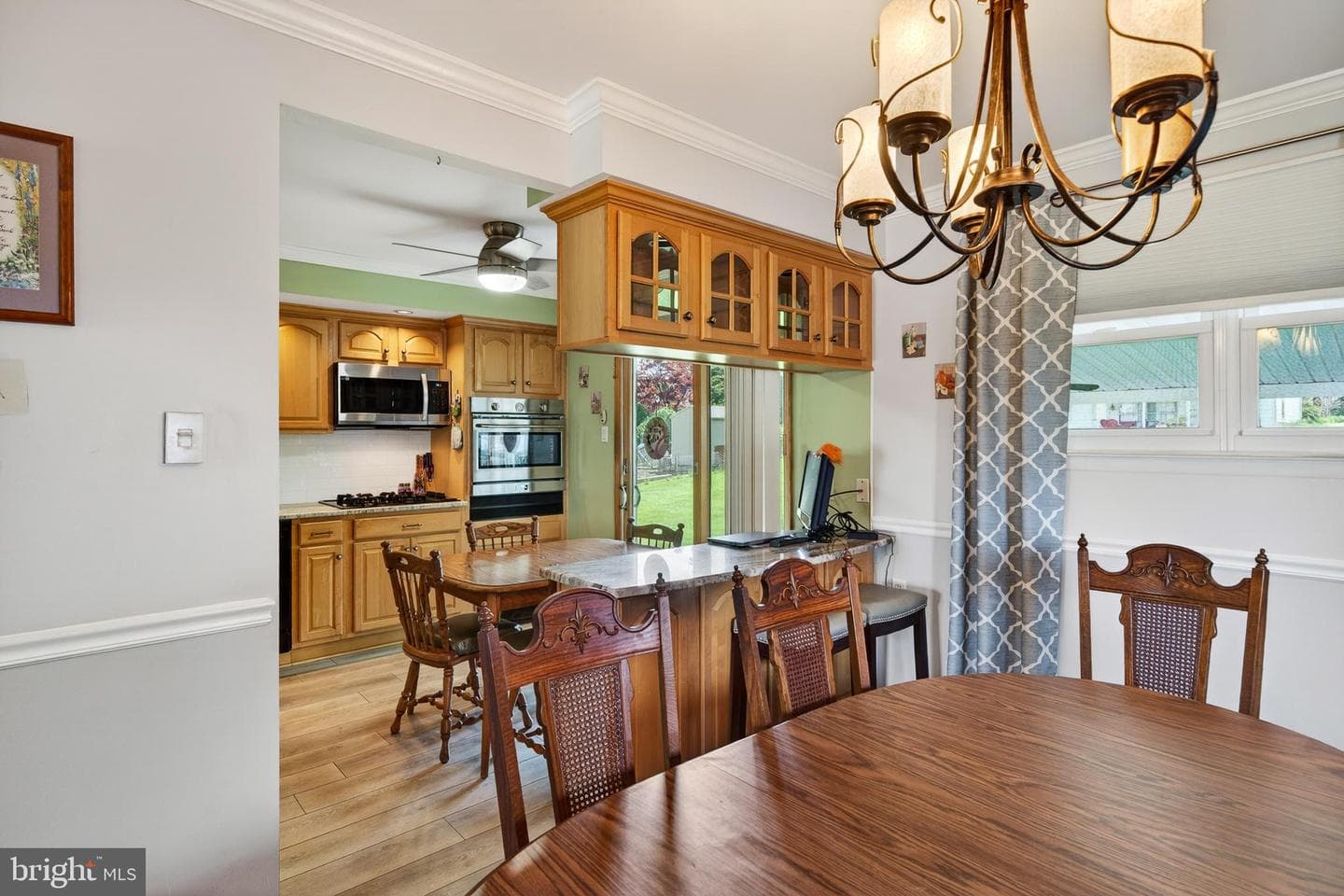 325 Acorn Drive photo 11