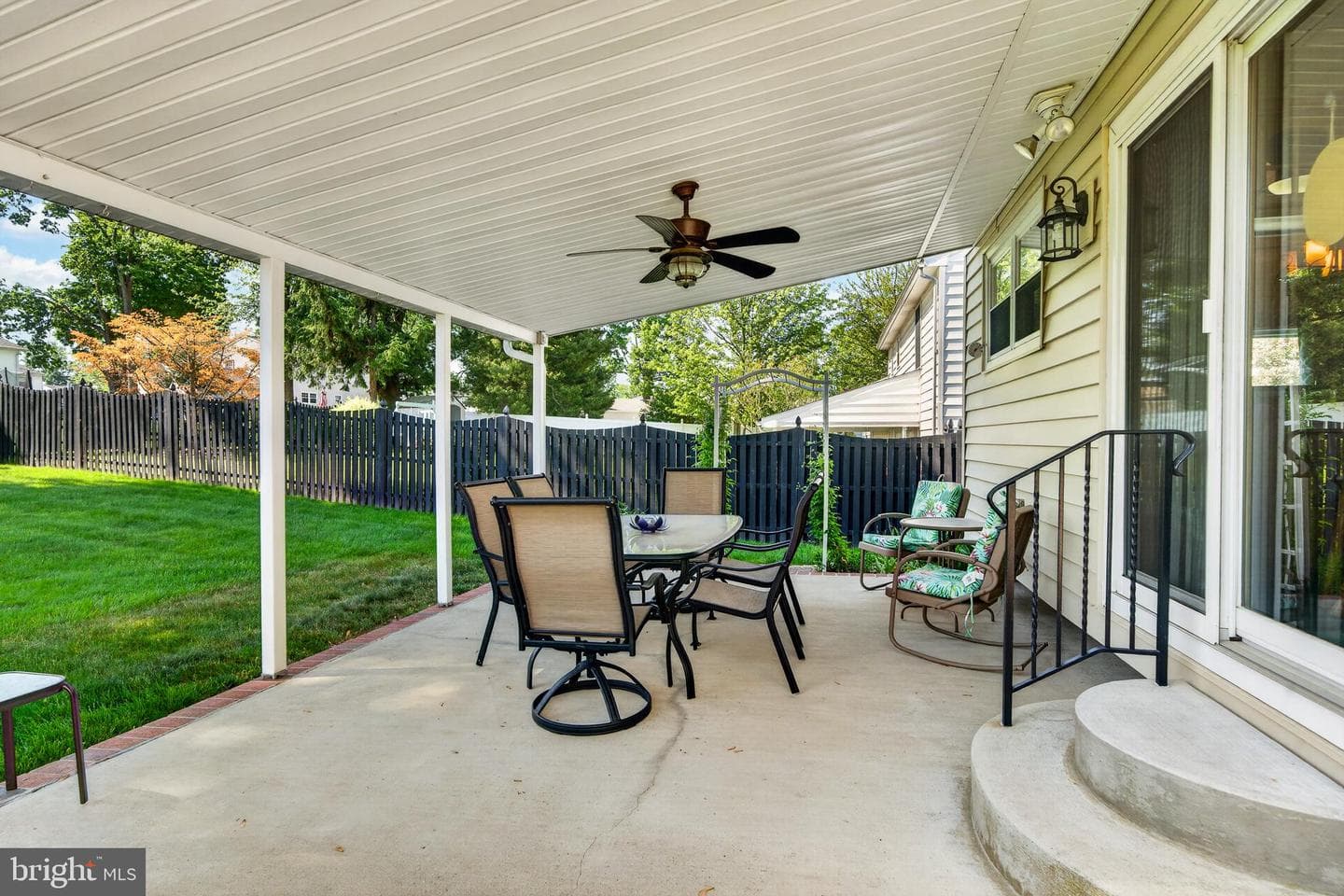 325 Acorn Drive photo 38