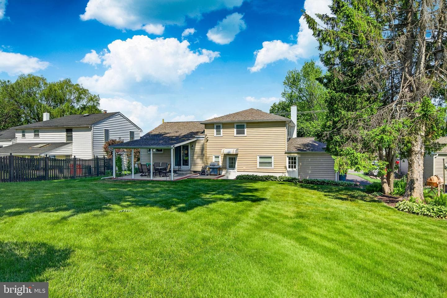 325 Acorn Drive photo 41