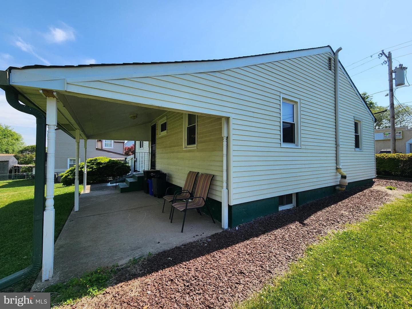 536 Harding Avenue photo 4