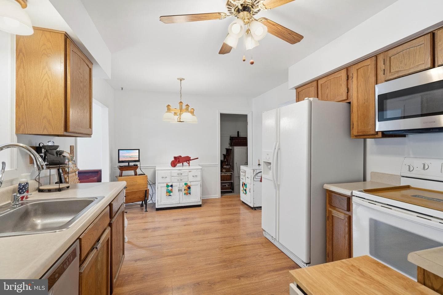 2997 Meredith Place photo 6
