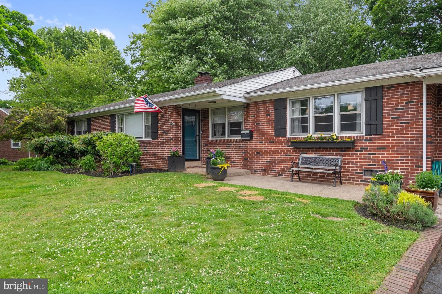 578 Kutcher Road photo 3