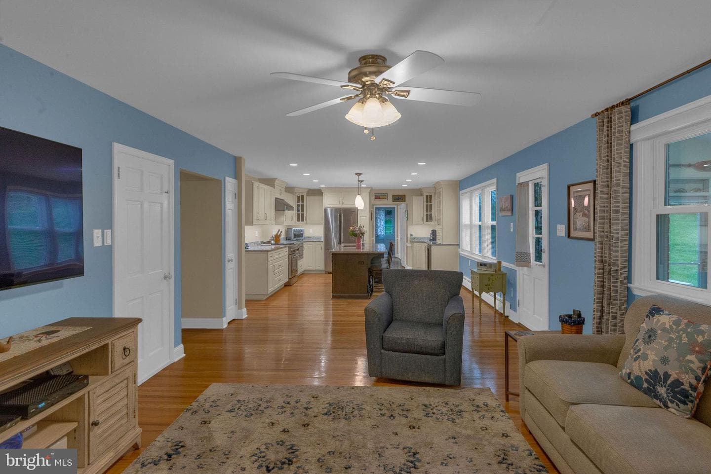 1144 Dickinson Drive photo 22
