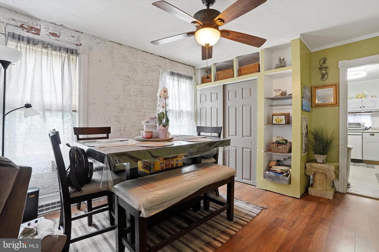 7 E Maple Avenue photo 4