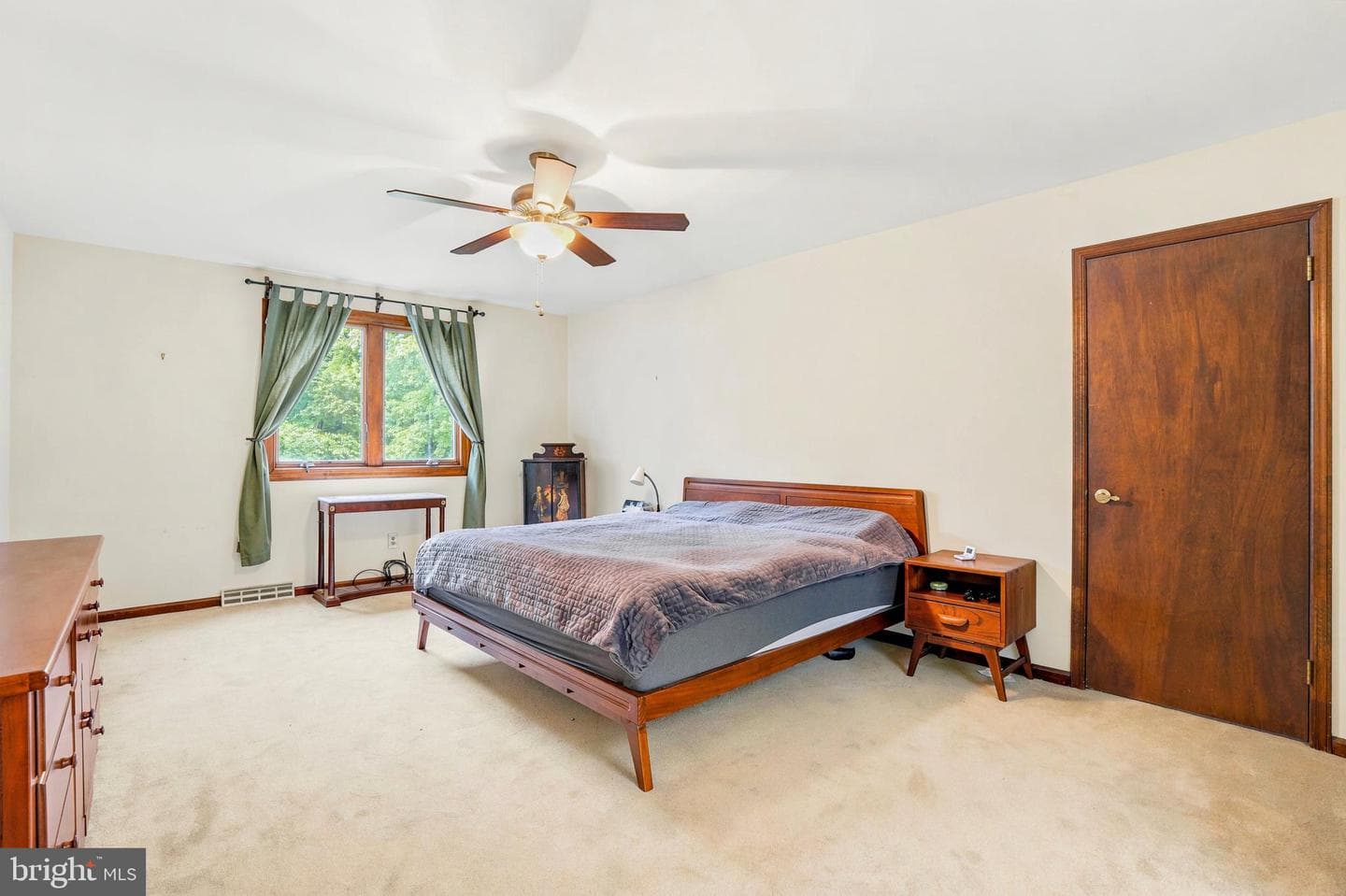 24 Berkley Drive photo 32