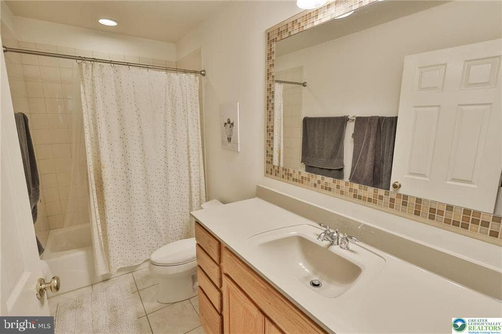 3595 Woodbyne Road photo 32